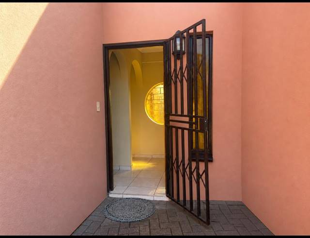 3 BEDROOM HOUSE FOR SALE IN NORKEM PARK